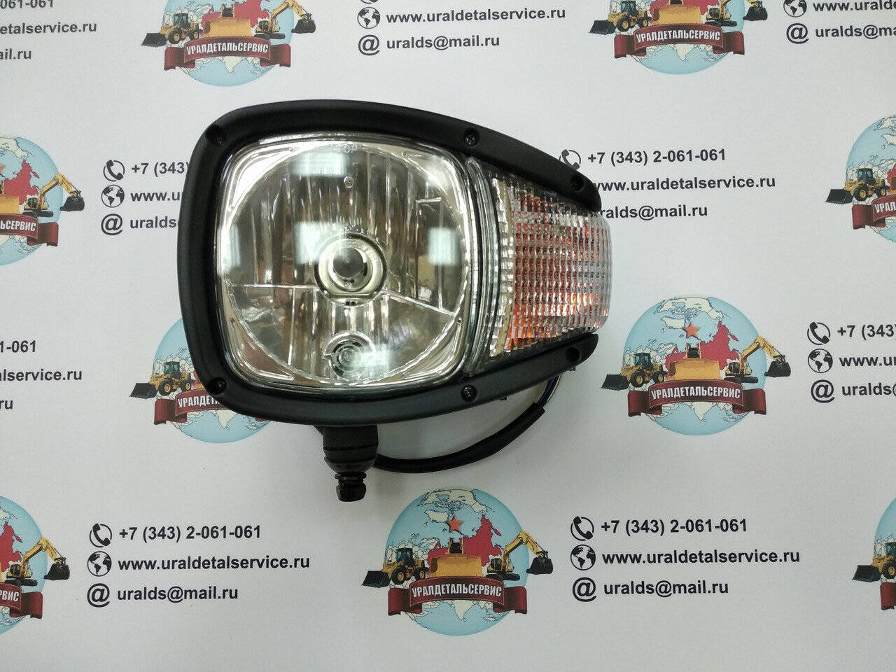 Фара основного освещения UDS-005 (CAT, Terex) Нижнее крепление в Екатеринбурге фото 4 Транспорт Екатеринбург