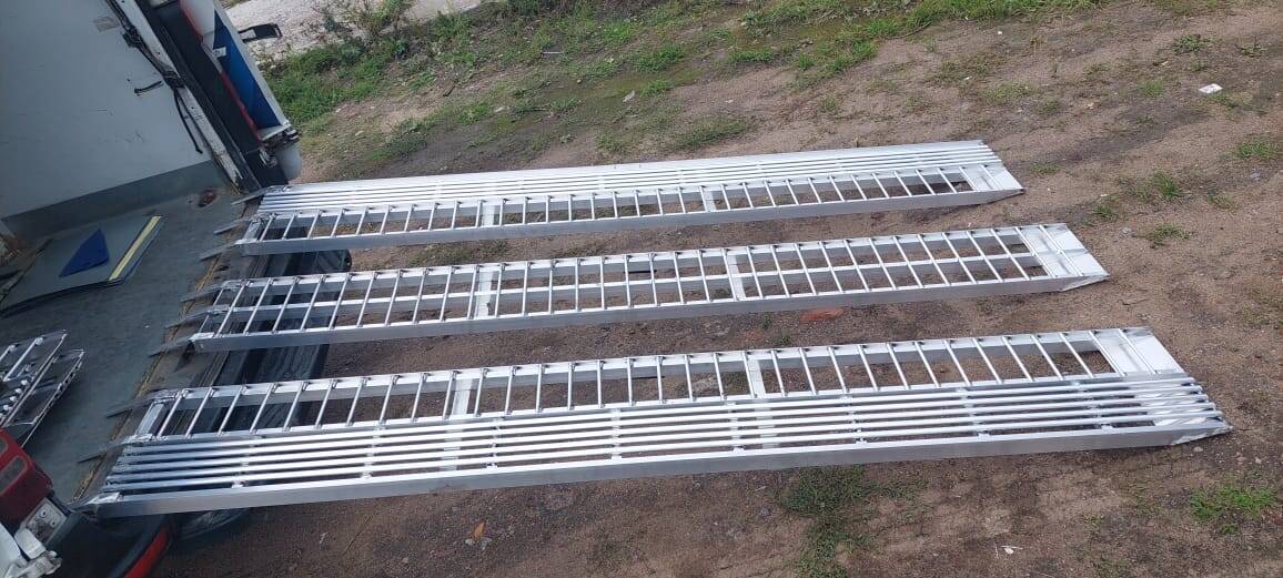 Аппарели алюминиевые для заезда 1000 кг/на комплект   в Москве фото 2 Транспорт Москва