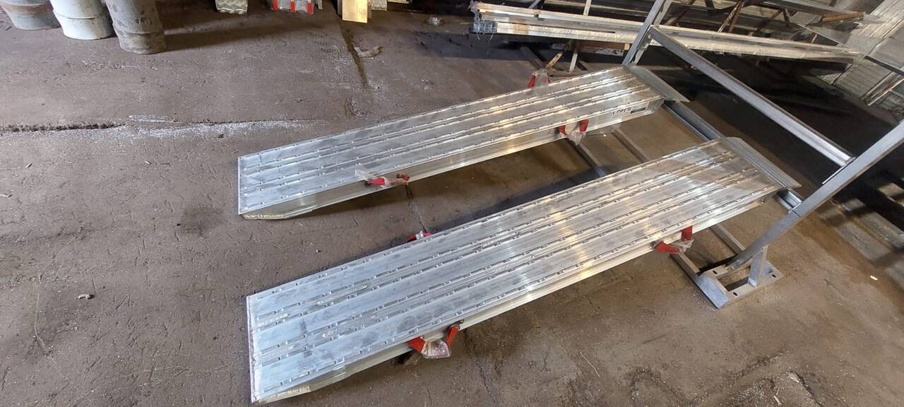 Аппарели ГКА 250.36 Грузоподъёмность 9500 кг/на пару в Москве фото 1 Транспорт Москва Аппарели ГКА 250.36 Грузоподъёмность 9500 кг/на пару в Москве фото 1 Транспорт Москва