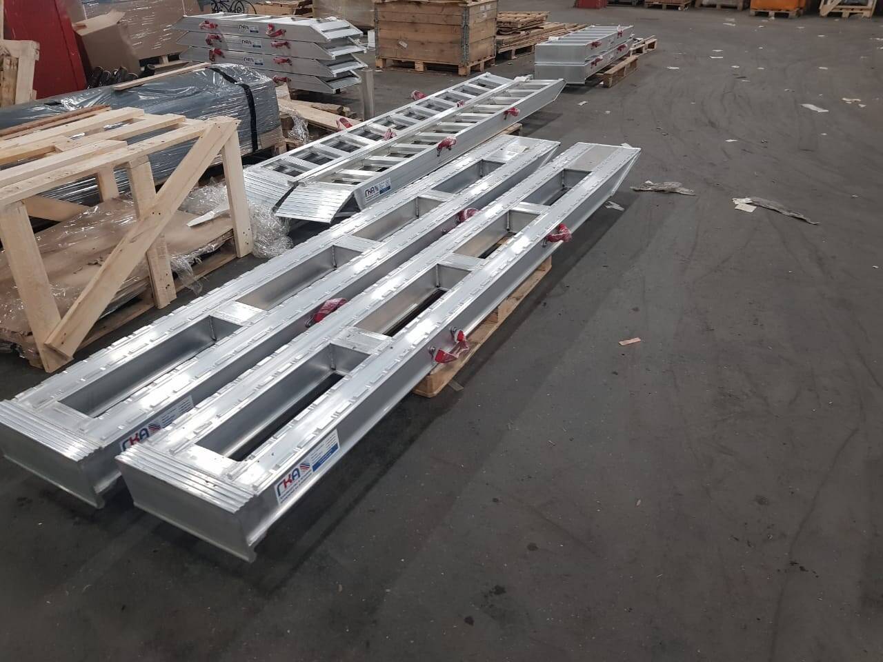 Аппарели для заезда 16000 кг на пару в Москве фото 3 Транспорт Москва Аппарели для заезда 16000 кг на пару в Москве фото 3 Транспорт Москва