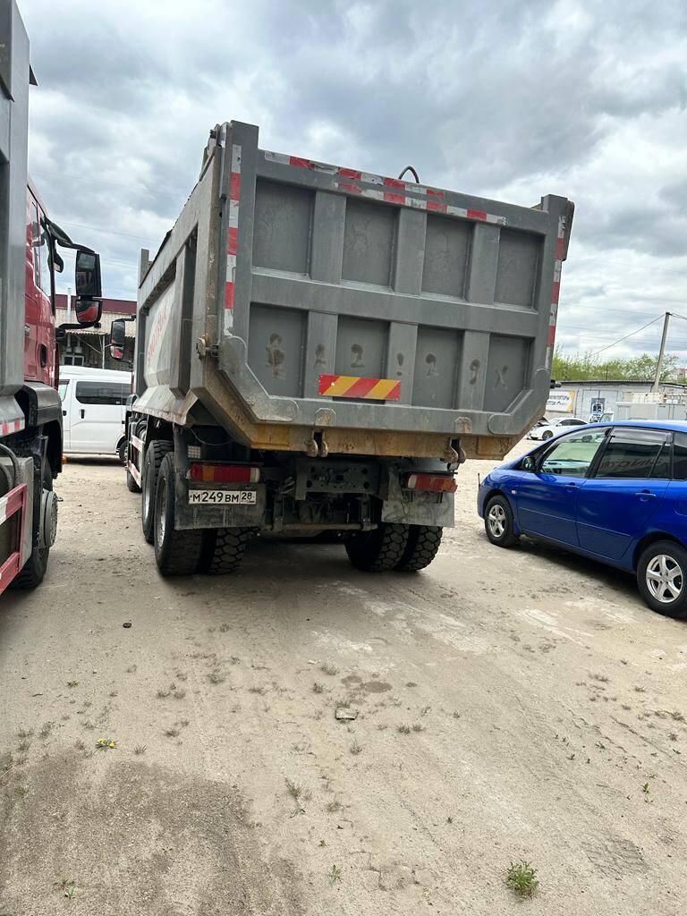 Самосвал Howo T5G в Благовещенске (Амурская область) фото 3 Транспорт Благовещенск (Амурская область)