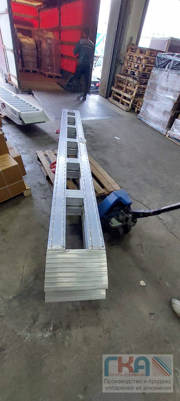 Сходни алюминиевые для техники до 5 тонн  в Санкт-Петербурге фото 2 Транспорт Санкт-Петербург
