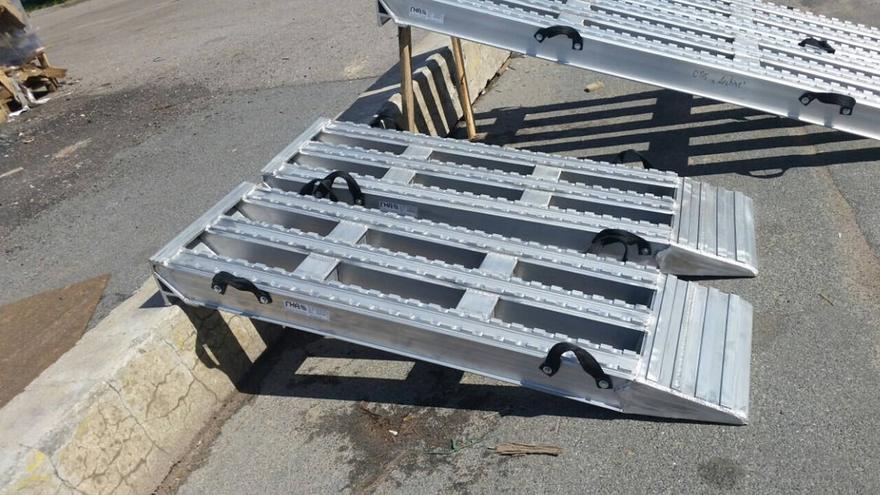 Алюминиевые ГКА 1250 Грузоподъёмность 40000 кг на пару в Санкт-Петербурге фото 3 Транспорт Санкт-Петербург Алюминиевые ГКА 1250 Грузоподъёмность 40000 кг на пару в Санкт-Петербурге фото 3 Транспорт Санкт-Петербург