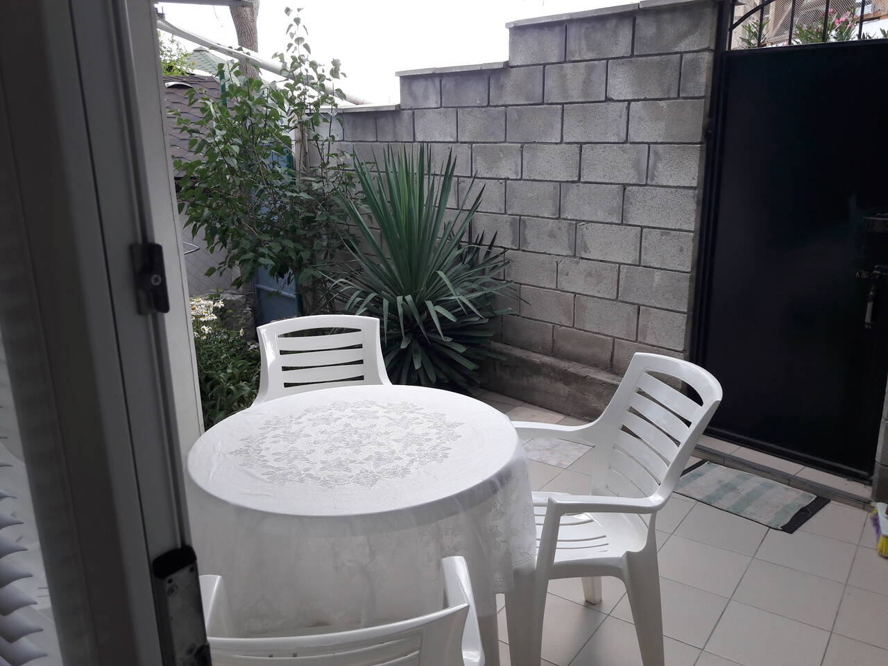 Квартира -студия под ключ  в Ялте фото 2 Недвижимость Ялта