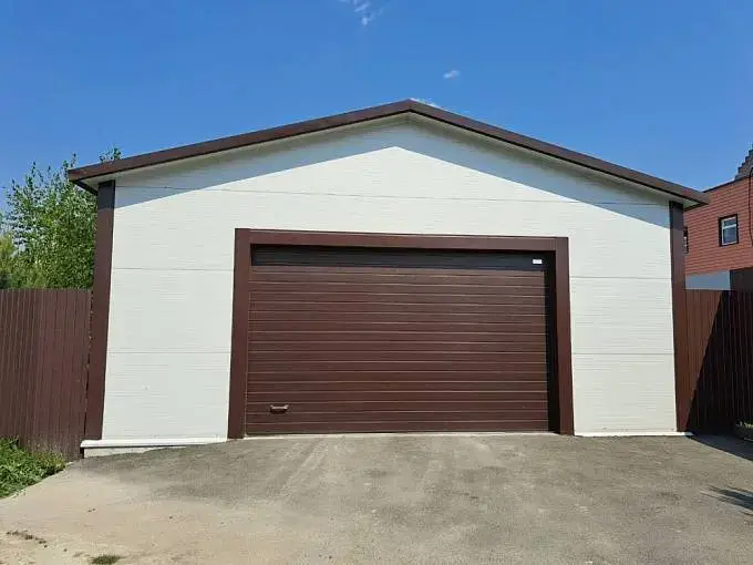Продажа, монтаж, сервис - секционных гаражных ворот