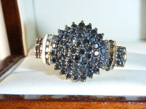 Золотое кольцо с чёрными бриллиантами 1карат Золотое кольцо с чёрными бриллиантами 1карат