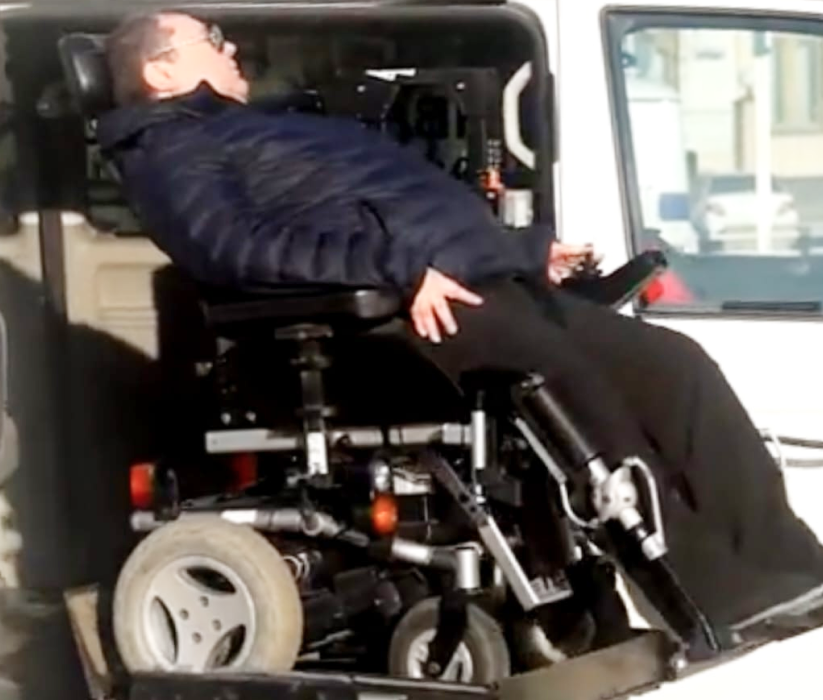 Трансфер инвалидов-колясочников в их собственном кресле в Краснодаре фото 5 Услуги Краснодар