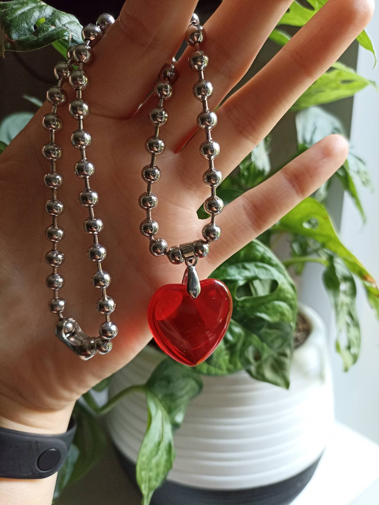 подвеска колье железное с алым сердцем в Москве фото 1 Личные вещи Москва подвеска колье железное с алым сердцем в Москве фото 1 Личные вещи Москва