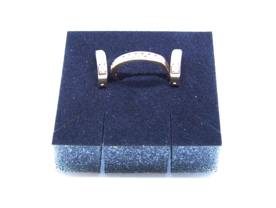 Изготовление ложементов для ювелирных изделий, значков, медалей, сувенирной продукции в Москве фото 3 Услуги Москва