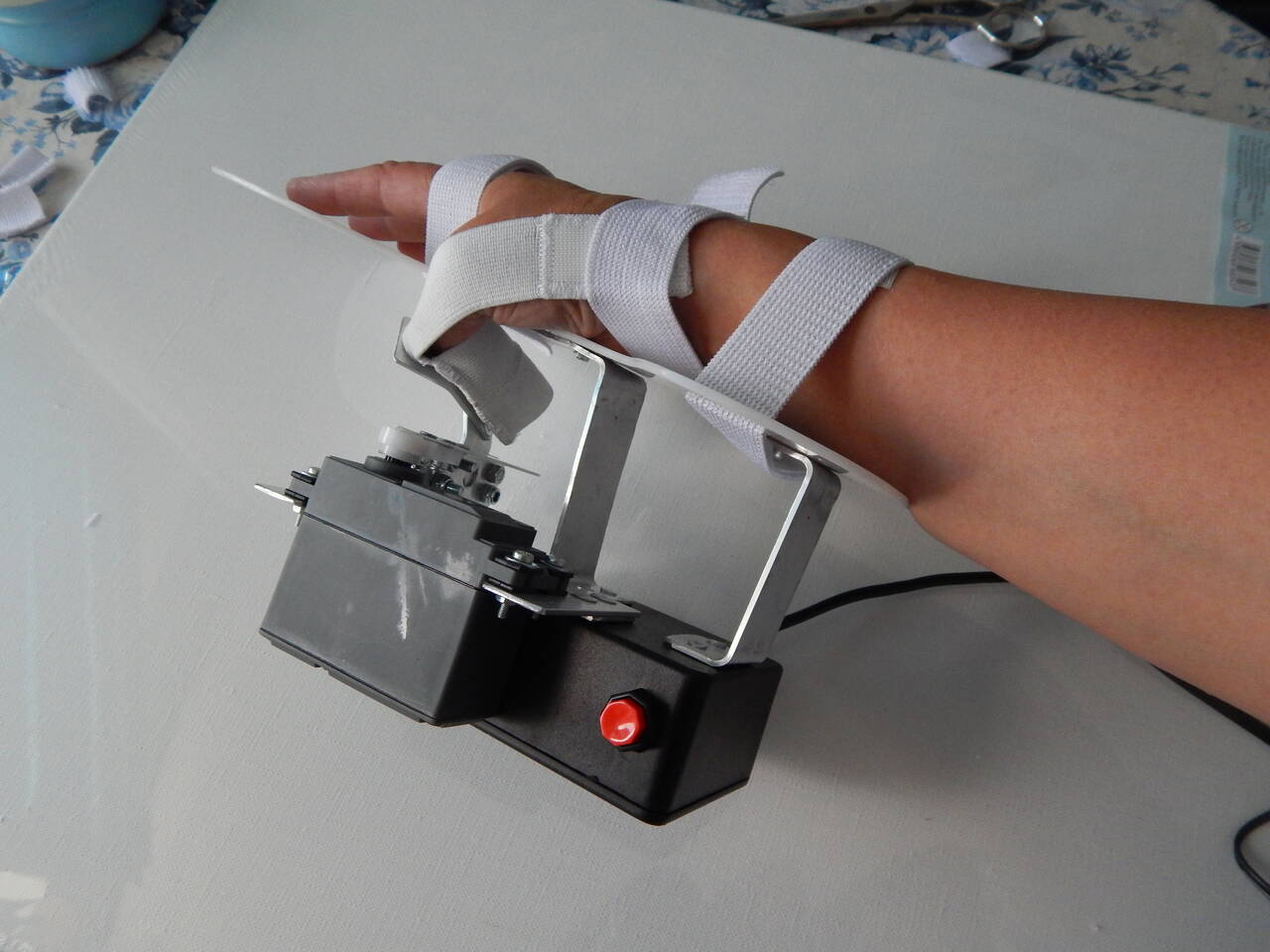 Тренажер для большого пальца в Москве фото 2 Услуги Москва