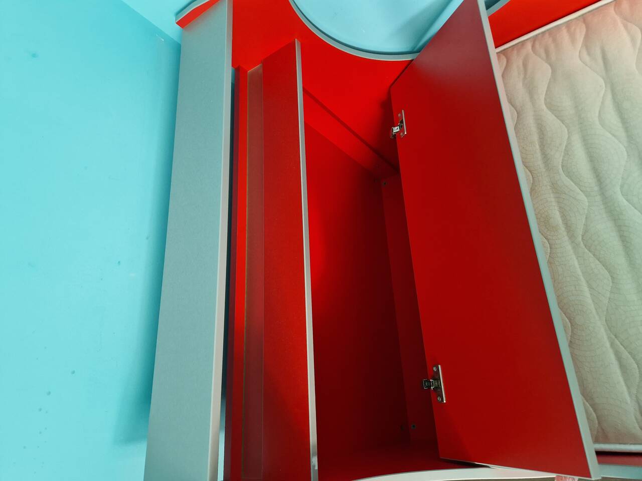 Детская кровать от 3 лет с матрасом бу во Всеволожске фото 3 Личные вещи Всеволожск