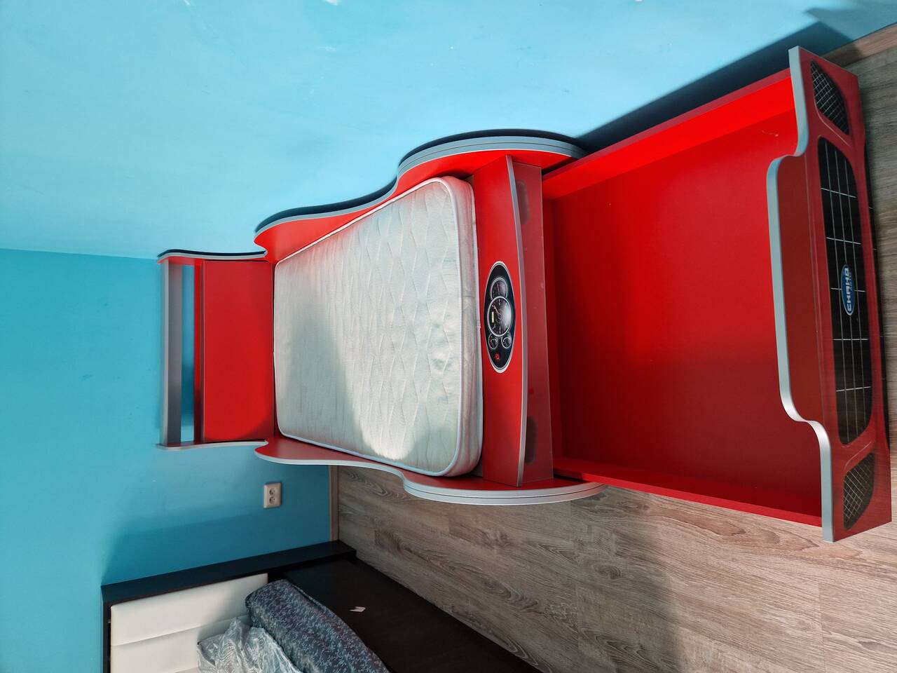 Детская кровать от 3 лет с матрасом бу во Всеволожске фото 2 Личные вещи Всеволожск