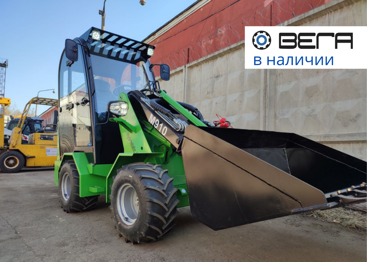 Мини-погрузчик STEEL CAMEL M610 Мини-погрузчик STEEL CAMEL M610