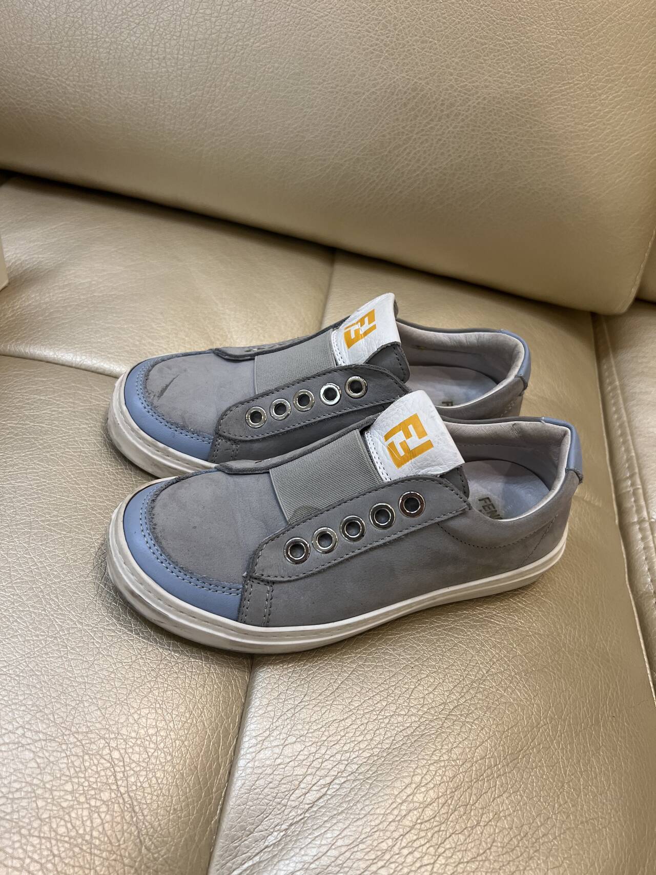 Детские кроссовки Fendi в Москве фото 1 Личные вещи Москва