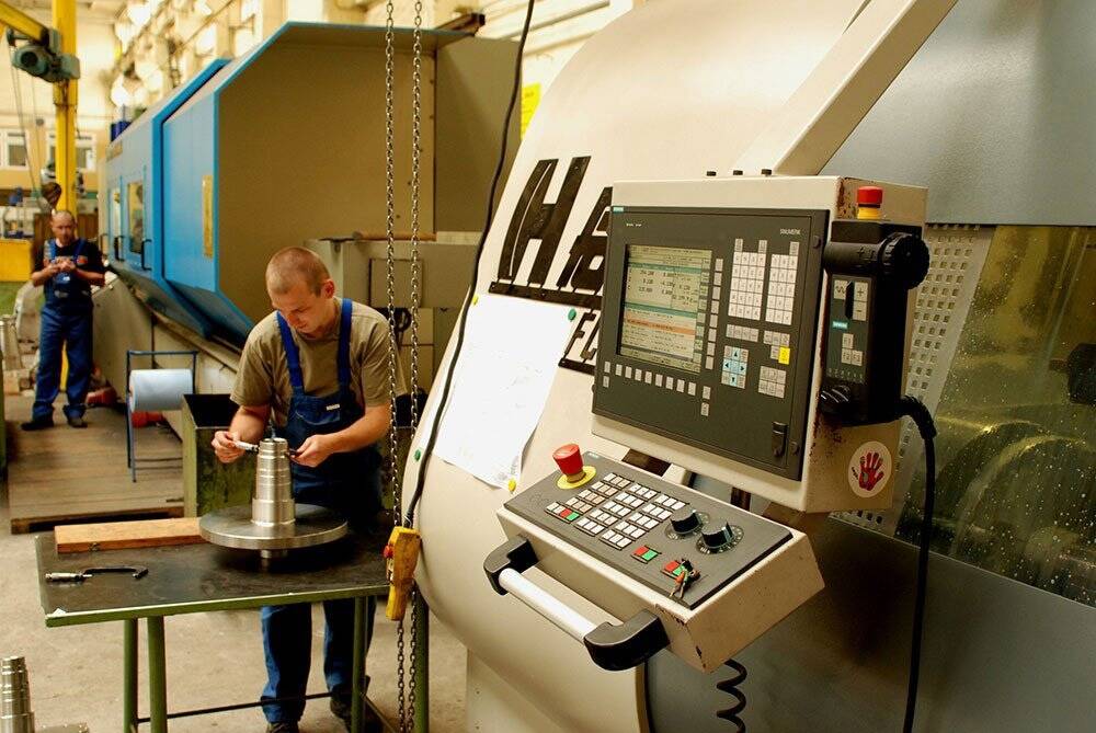 Наладчик\оператор ЧПУ\СПУ в Санкт-Петербурге фото 1 Работа Санкт-Петербург