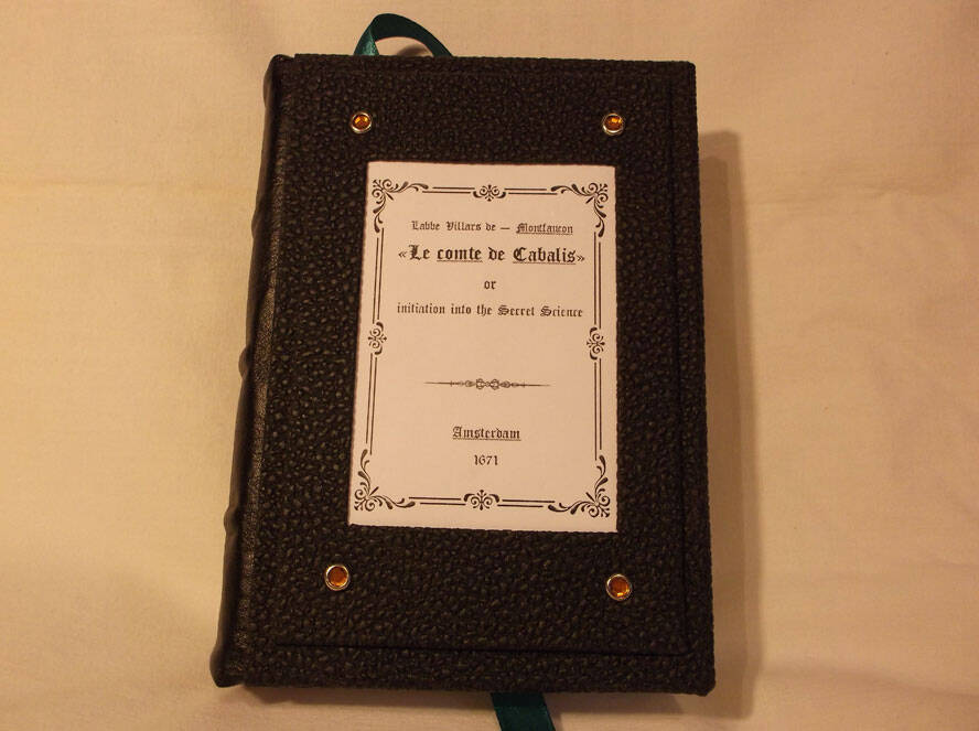 Беседа аббата с оккультистом в Москве фото 1 Увлечения и отдых Москва Беседа аббата с оккультистом в Москве фото 1 Увлечения и отдых Москва
