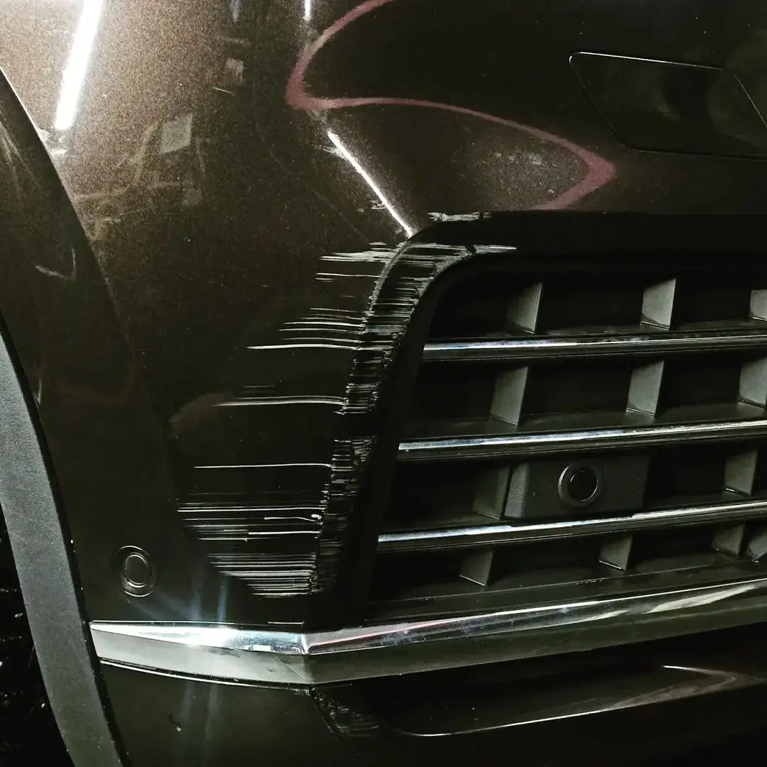 Профессиональная полировка и химчистка автомобиля