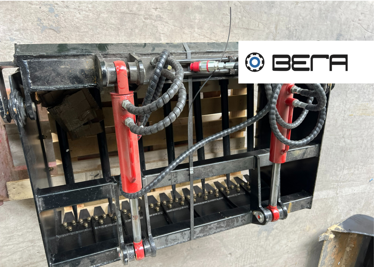 Ковш для разгрузки силоса с кареткой Bobcat в Ростове-на-Дону фото 4 Транспорт Ростов-на-Дону