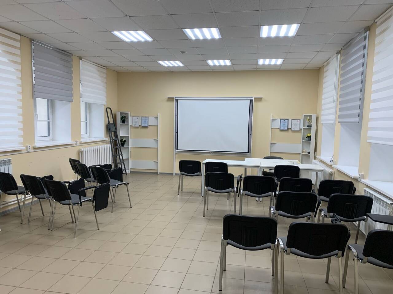 Сдаем офис в Кирове (Кировская область) фото 2 Недвижимость Киров (Кировская область) Сдаем офис в Кирове (Кировская область) фото 2 Недвижимость Киров (Кировская область)