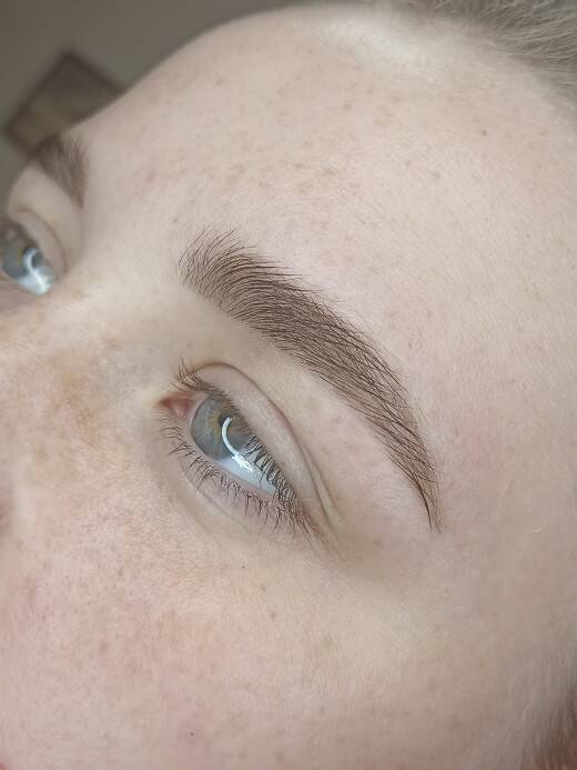 Оформление бровей