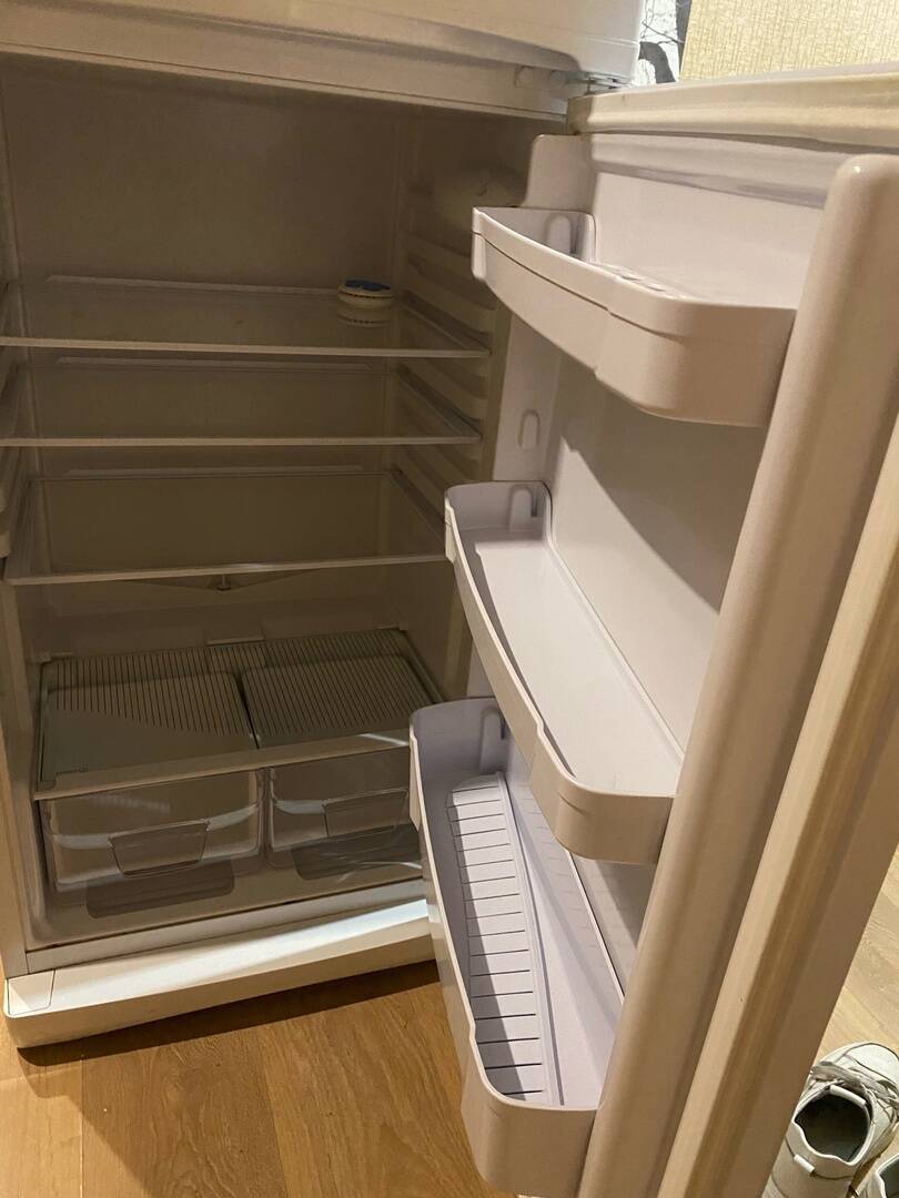 Холодильник Indesit в Санкт-Петербурге фото 2 Бытовая электроника Санкт-Петербург