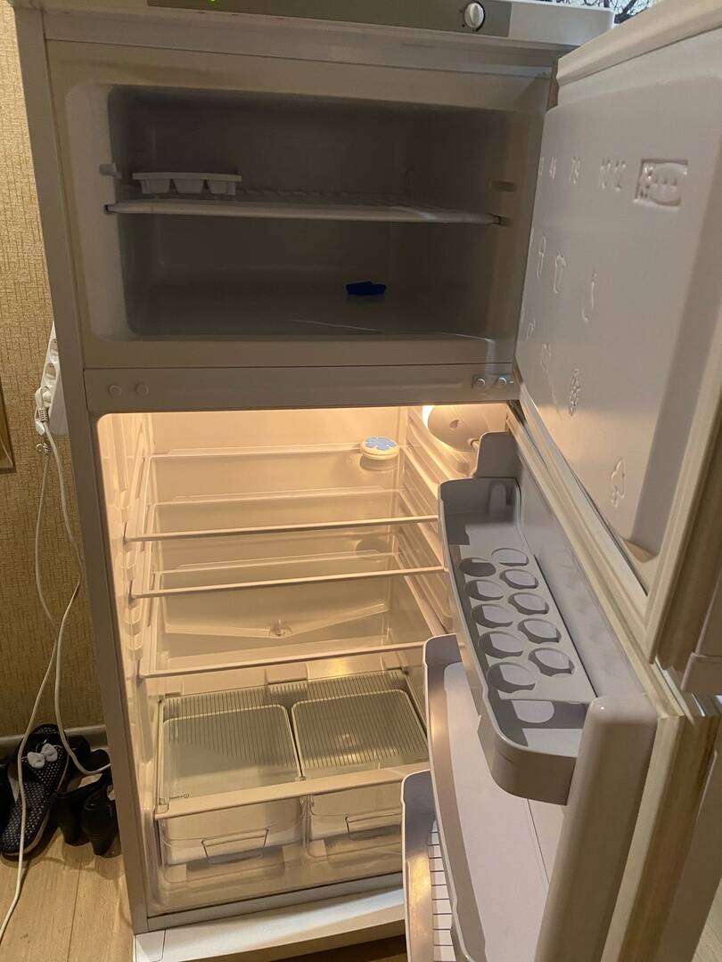 Холодильник Indesit в Санкт-Петербурге фото 4 Бытовая электроника Санкт-Петербург