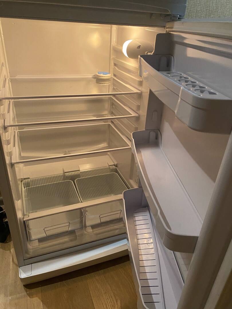 Холодильник Indesit в Санкт-Петербурге фото 7 Бытовая электроника Санкт-Петербург