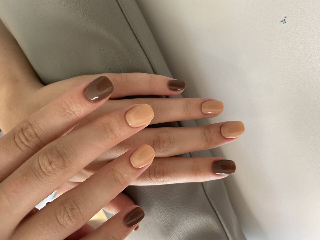 Маникюр + покрытие  в Екатеринбурге фото 5 Услуги Екатеринбург