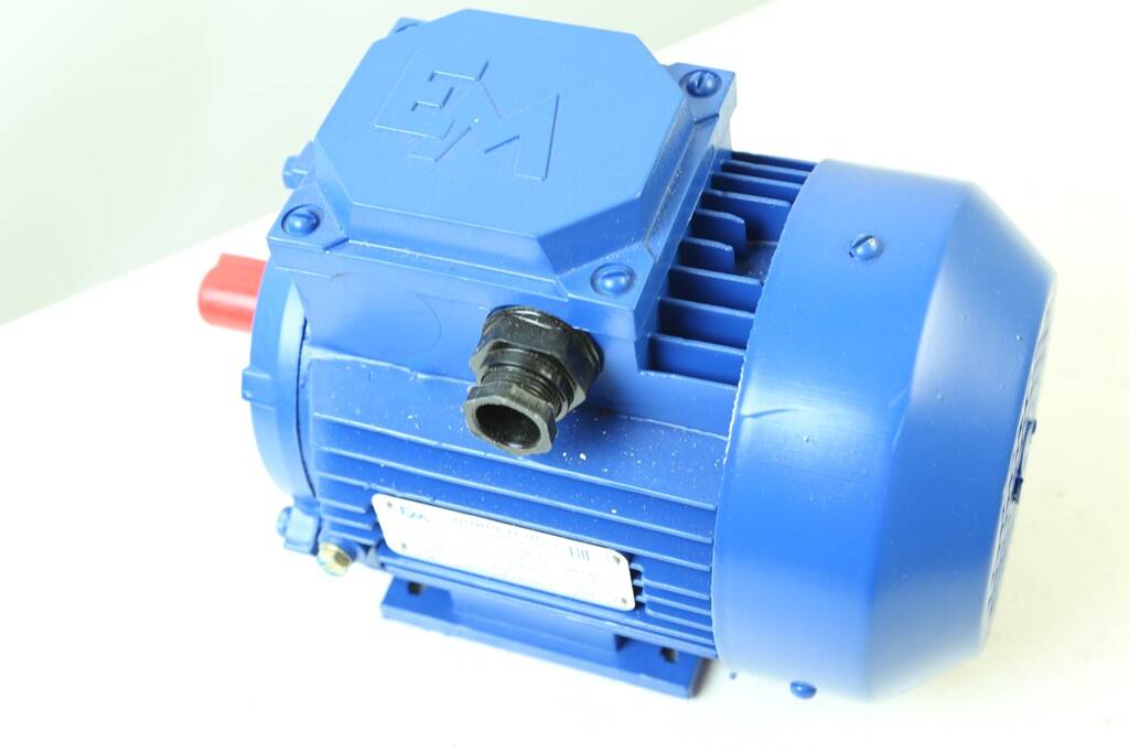 АИС DIN, AIS, IMM электродвигатели и двигатели до 400 кВт в Новосибирске фото 2 Услуги Новосибирск