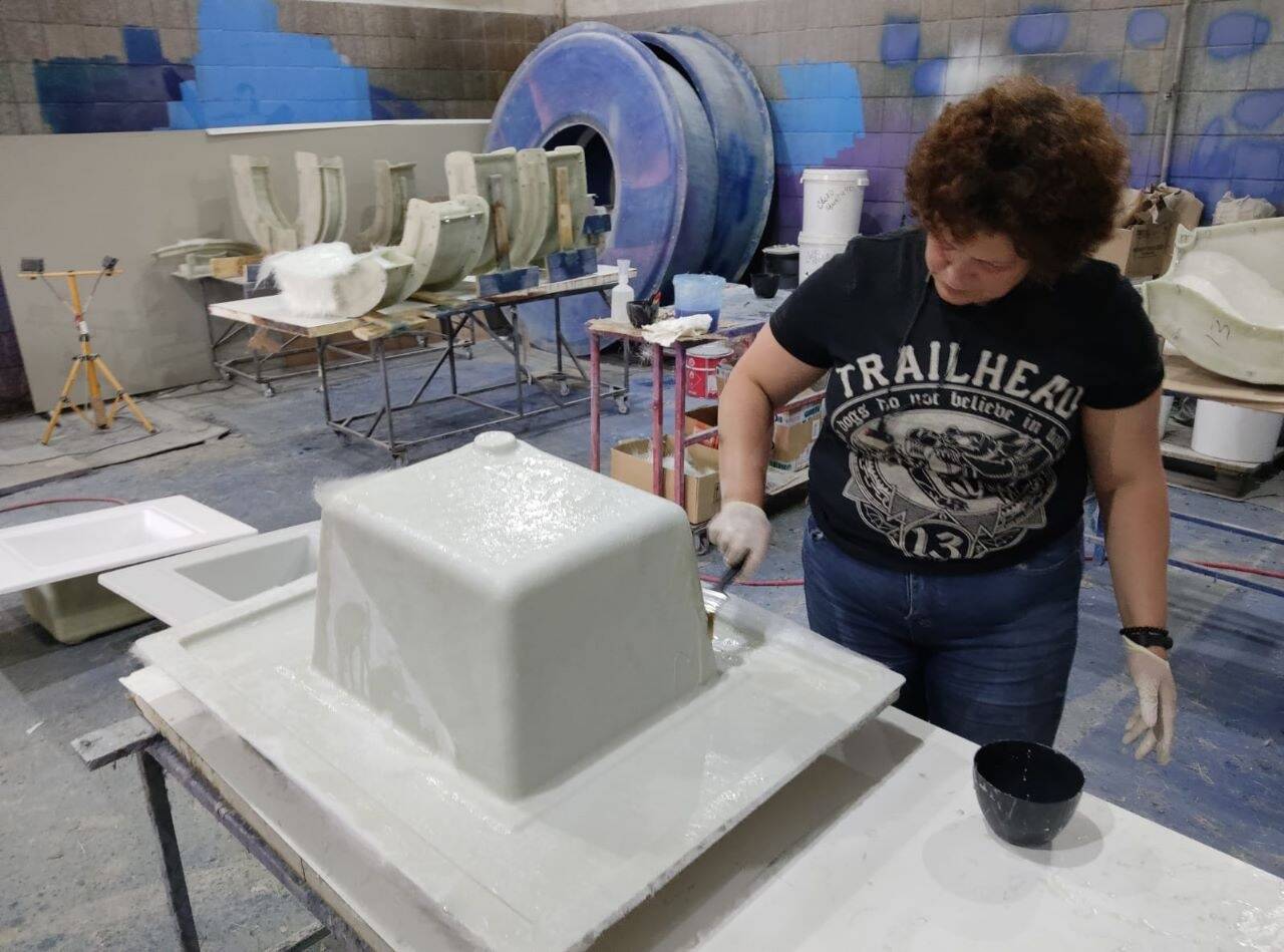 Обучение специалистов работе со стеклопластиком! в Санкт-Петербурге фото 1 Услуги Санкт-Петербург