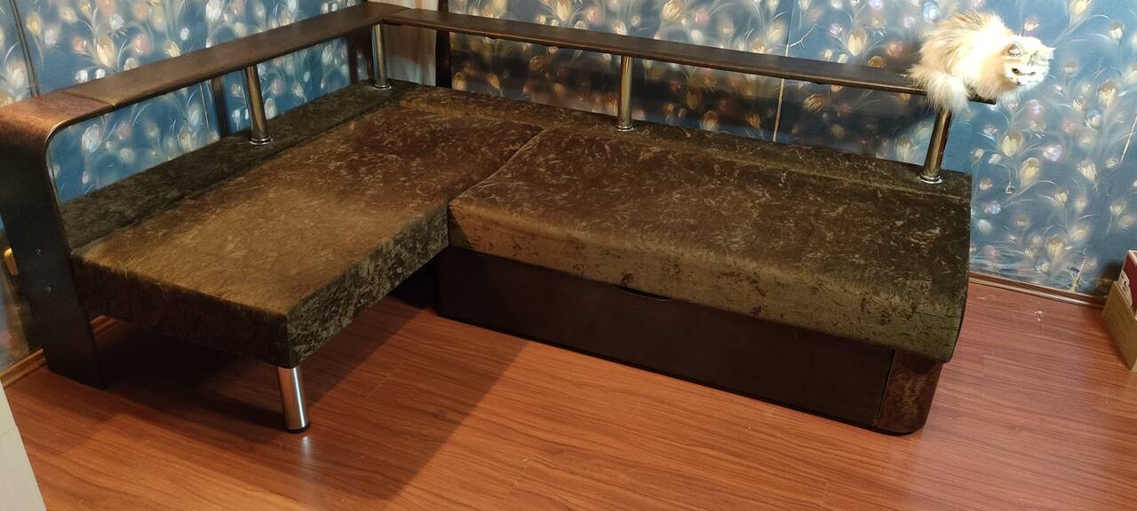 Продам диван-кровать угловой в Санкт-Петербурге фото 1 Для дома и дачи Санкт-Петербург