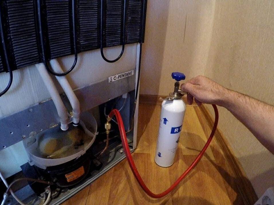 Ремонт холодильников 