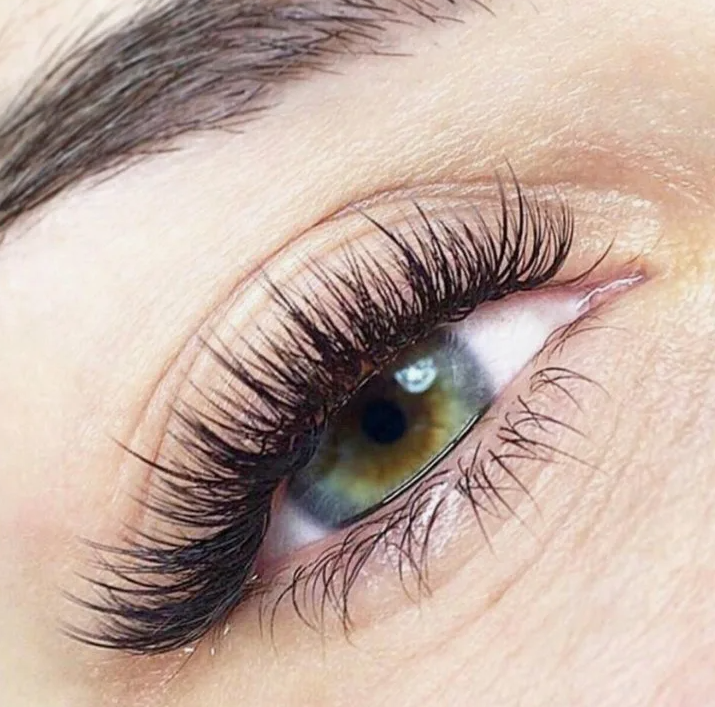 Эффект КАЙЛИ ресниц в г. Москве в Москве фото 4 Услуги Москва