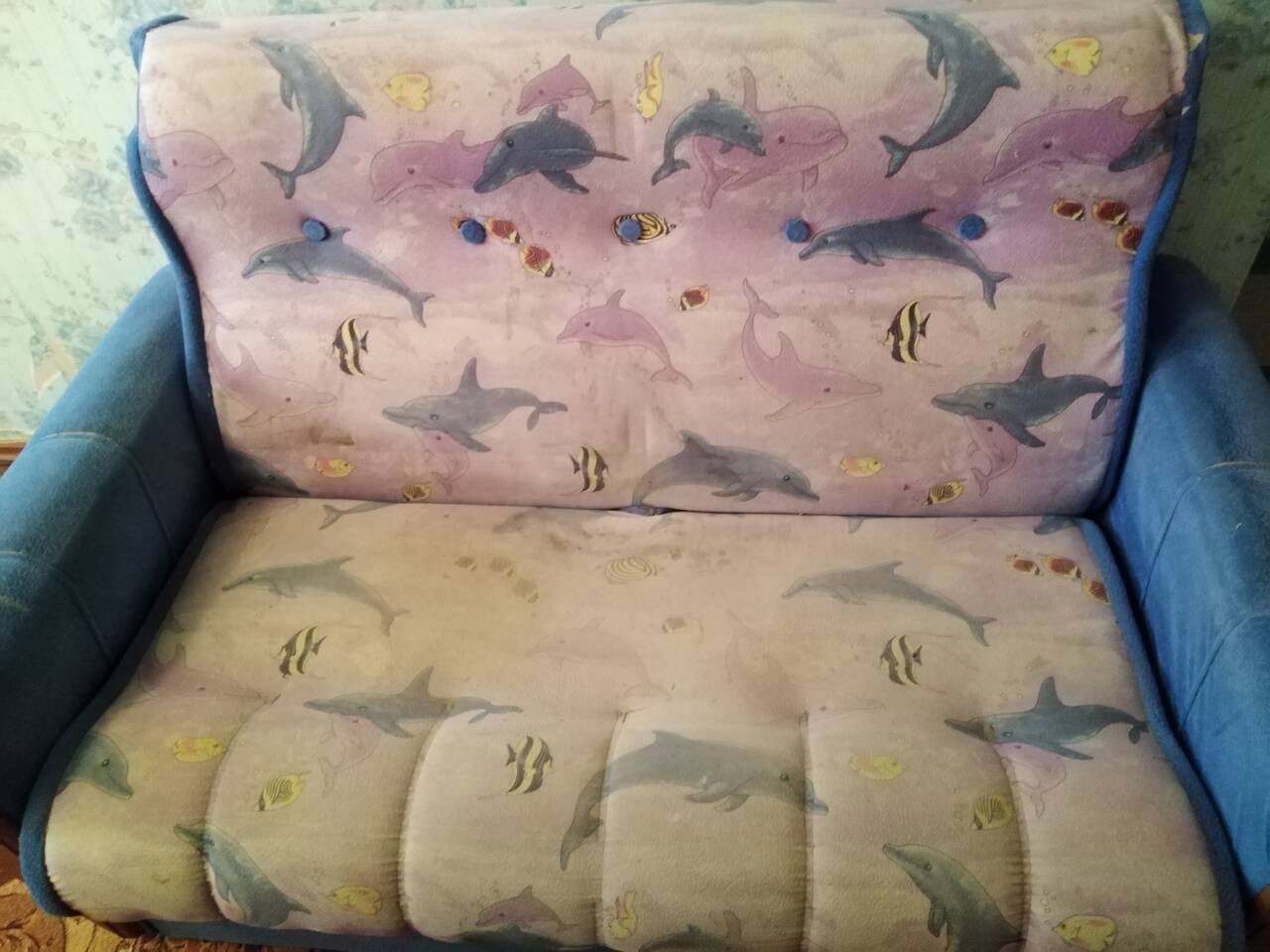 Отдам диван бесплатно