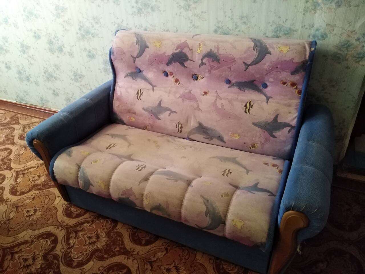 Отдам диван бесплатно в Омске фото 2 Для дома и дачи Омск
