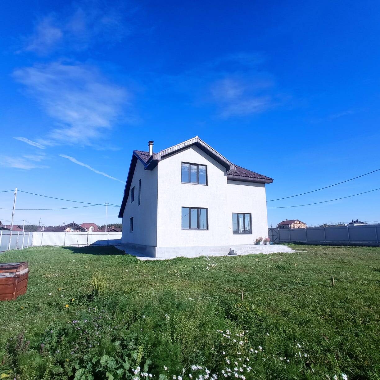 Белый дом в Екатеринбурге фото 4 Недвижимость Екатеринбург