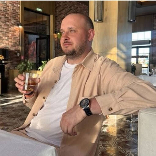 Изображение владельца объявления